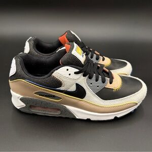 Nike Air Max 90 SE “Alter & Reveal” Grey Fog Sneakers | Men’s 7.5 / Women’s 9